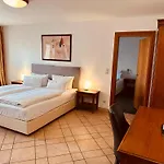 Am Luisenplatz 4* Potsdam
