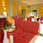 Am Luisenplatz Hotel