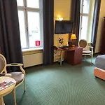 Am Luisenplatz Hotel 4*
