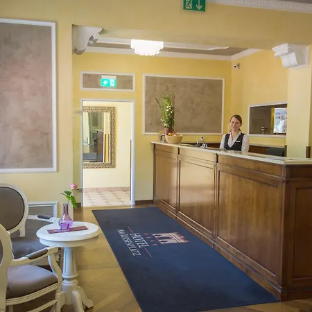 アム ルイセンプラッツ 4* ポツダム