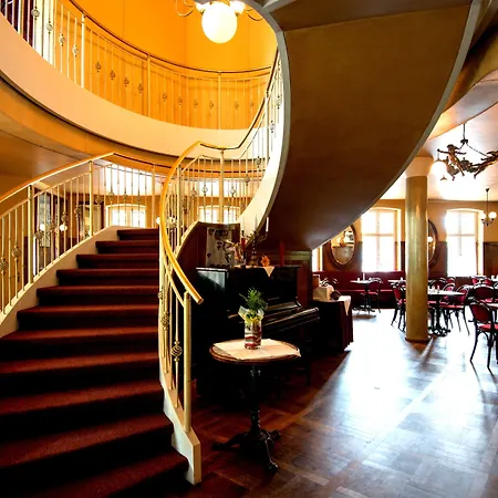 アム ルイセンプラッツ ホテル ポツダム