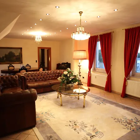 Am Luisenplatz 포츠담