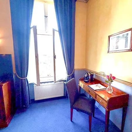 Am Luisenplatz Hotel Postupim