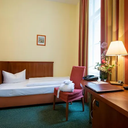 Am Luisenplatz Hotel 4*