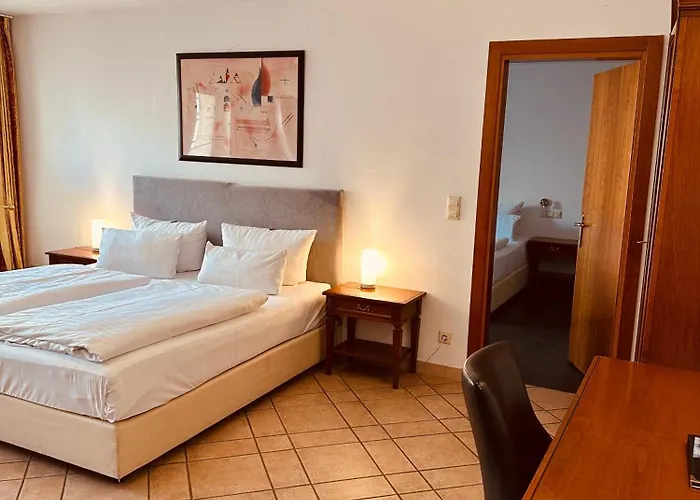 Am Luisenplatz 4* بوتسدام